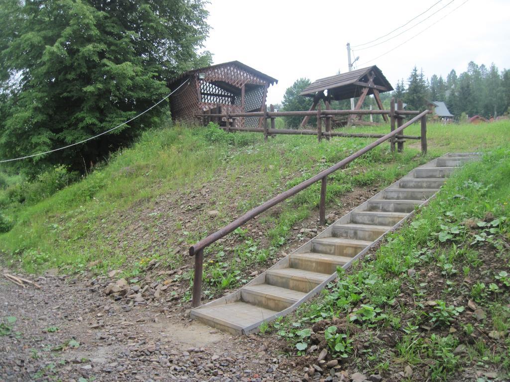 Guest House Stari Druzy Славске Екстериор снимка